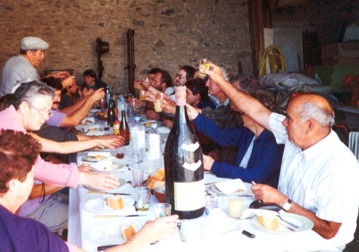 Most French special occasions have a certain symetry--they start with food and wine, and end the same way. We certainly could expect no less of la...