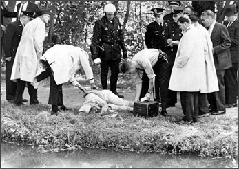 Police examine the body of Mary Meyer - Oct 12, 1964..