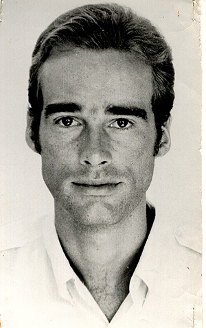 Sean Flynn arrived in Saigon at age 25.