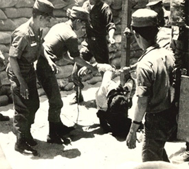 At Le Dau's execution—Da Nang 1965. (Photo-ZG)